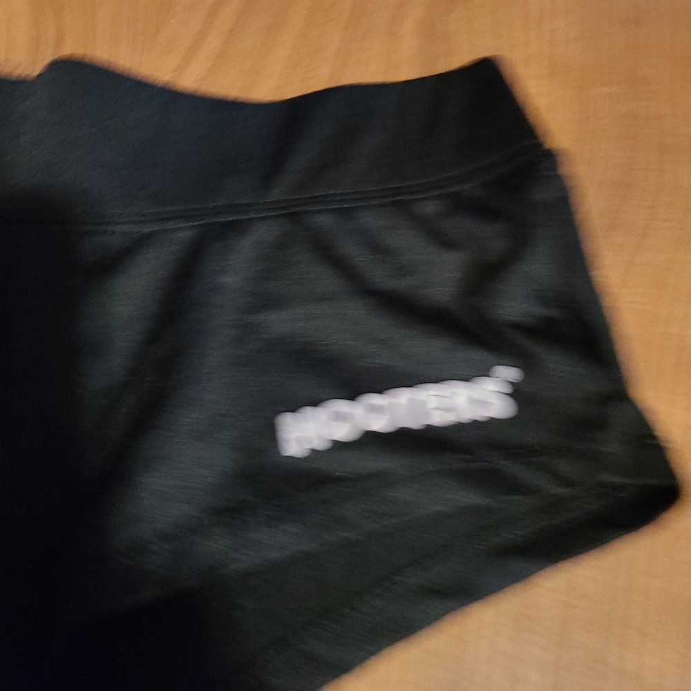 Black Hooters Small new style booty shorts - Picture 8 of 10